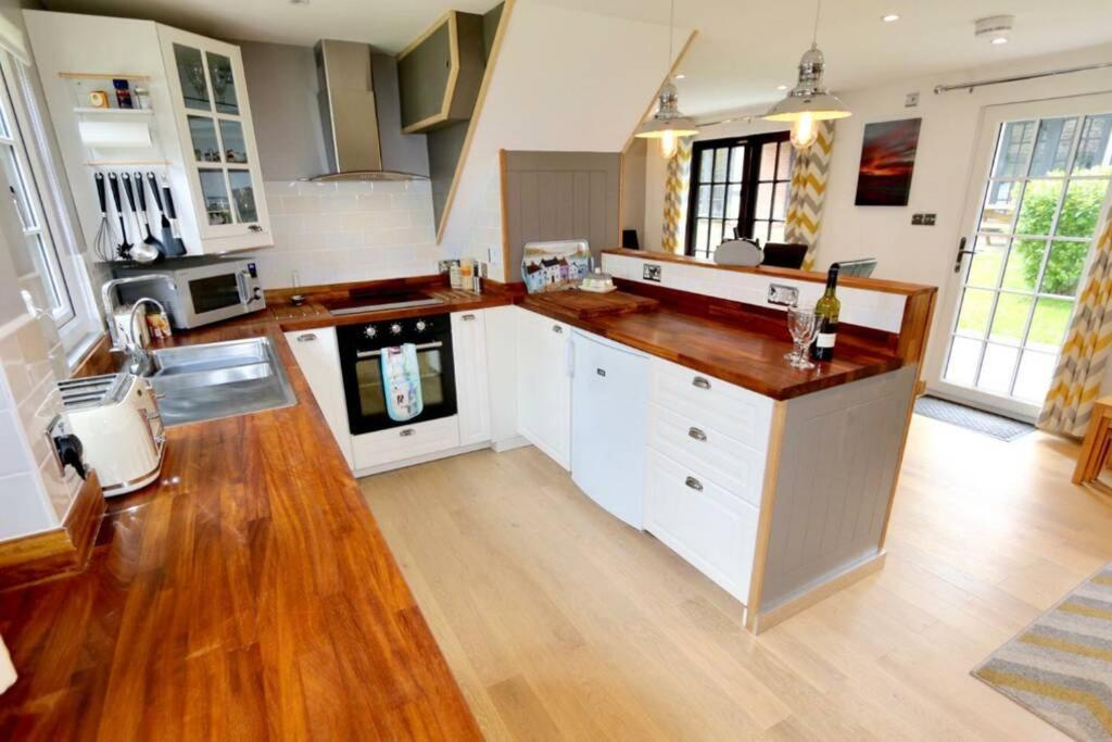 20 Tudor Court  Four Star AA accommodation Hayle Exterior foto